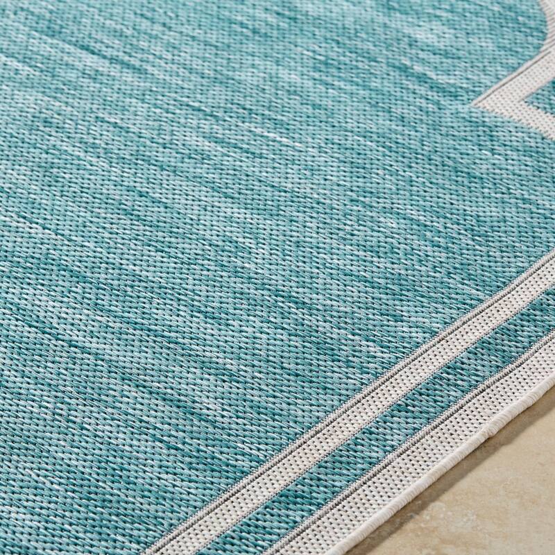 Livabliss Miami Beach Traditional Indoor/Outdoor Area Rug