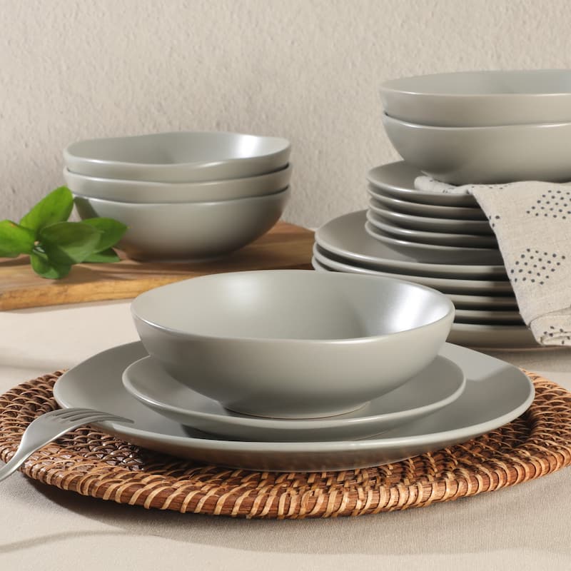 Gibson Home Bethel 18 Piece Plates and Bowls Ceramic Stoneware Organic Shape Dinnerware Set (Service for 6)