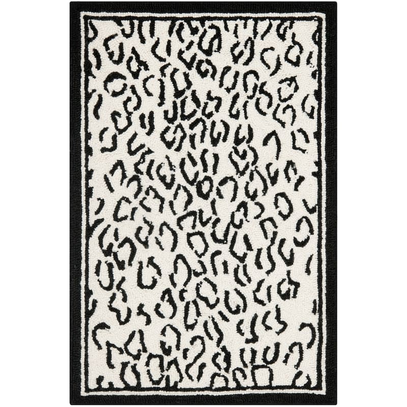 SAFAVIEH Handmade Chelsea Solar Garden Leopard French Country Wool Rug - 1'8" x 2'6" - White/Black