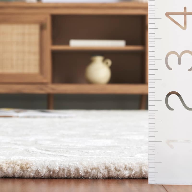 SAFAVIEH Handmade Glamour Hadwiga Wool Rug