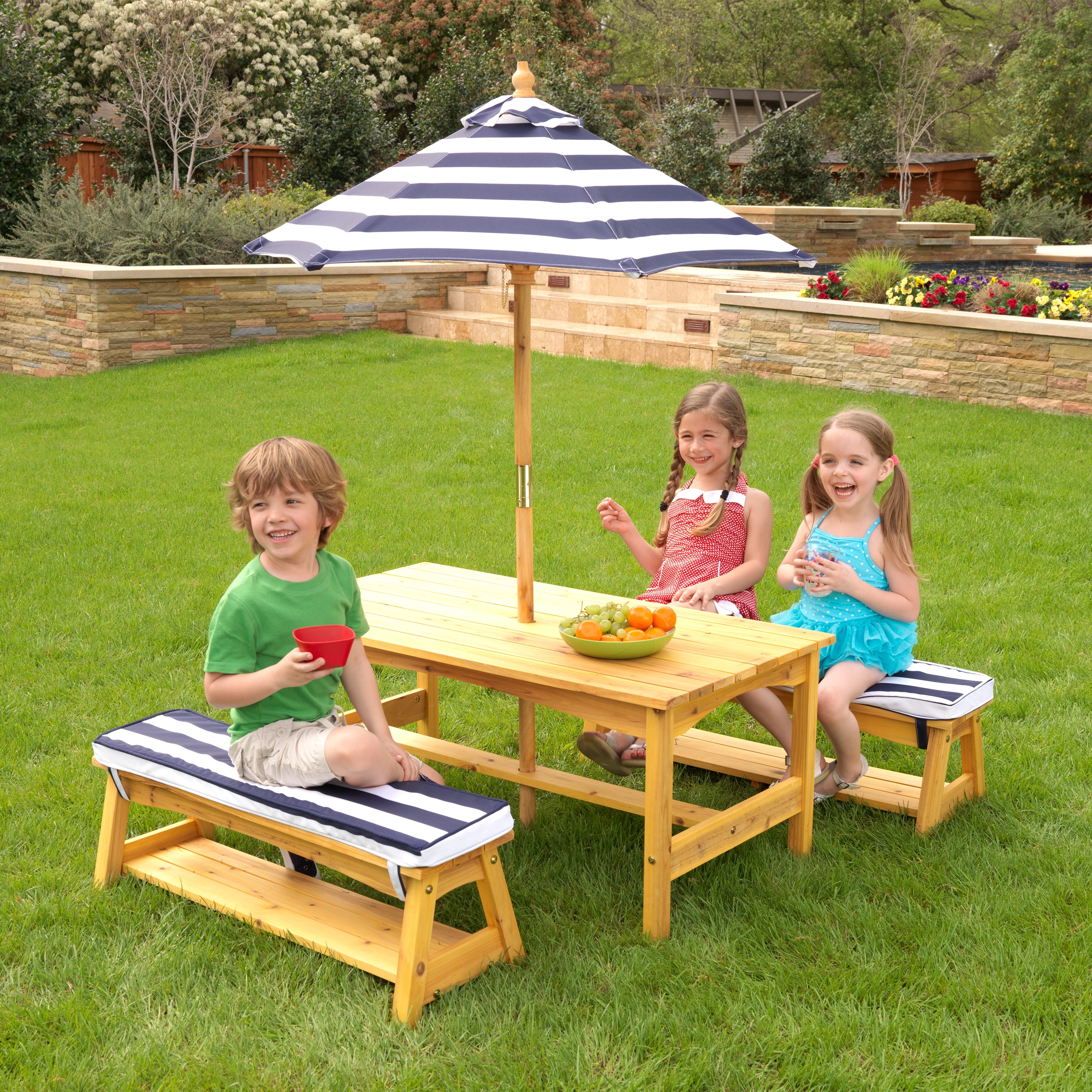 Kids garden table and bench set new arrivals