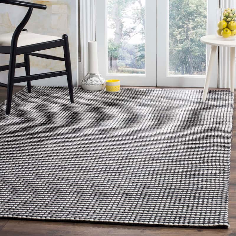 SAFAVIEH Handmade Natura Refiqe Wool Rug - 5' x 8' - Ivory/Black - Rectangle