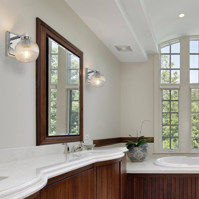 Yep by Golden Lighting Elliott 1-light Vanity in Chrome and Clear Ribbed Glass - Silver