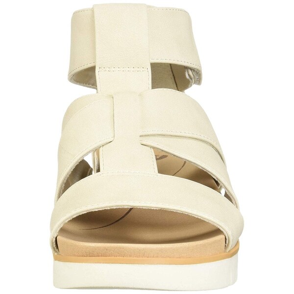 dr scholl's got this sandal