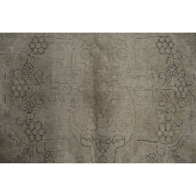 Hand Knotted Oriental 100% Wool Carpet Traditional Medallion Beige & Ivories Tabriz Area Rug - 10' 0'' X 6' 11''