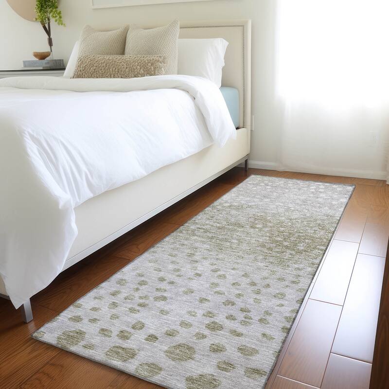 Machine Washable Indoor/ Outdoor Abstract Modern Chantille Rug - Taupe - 2'3" x 7'6"