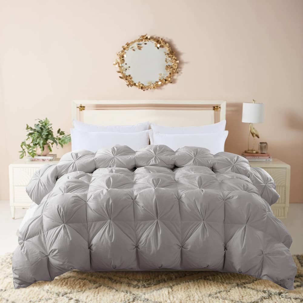 Luxury Pintuck Stitch White Duck Down Comforter
