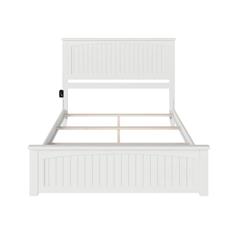 Nantucket Queen Foundation Bed with Matching Footboard in White