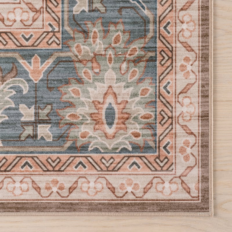 Nuloom Lioraelle Traditional Washable Area Rug