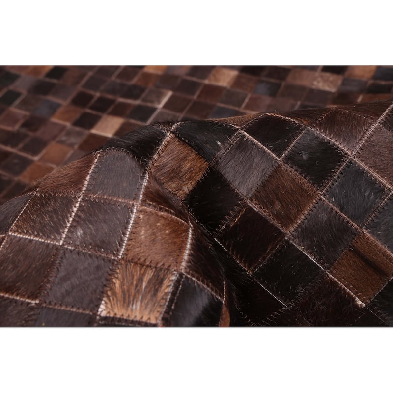 ECARPETGALLERY Handmade Cowhide Patchwork Dark Brown Leather Rug - 5'1 x 8'0