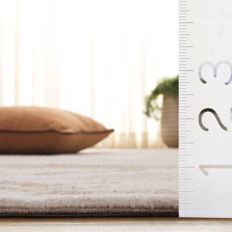 SAFAVIEH Handmade Harvest Altunay Wool Rug