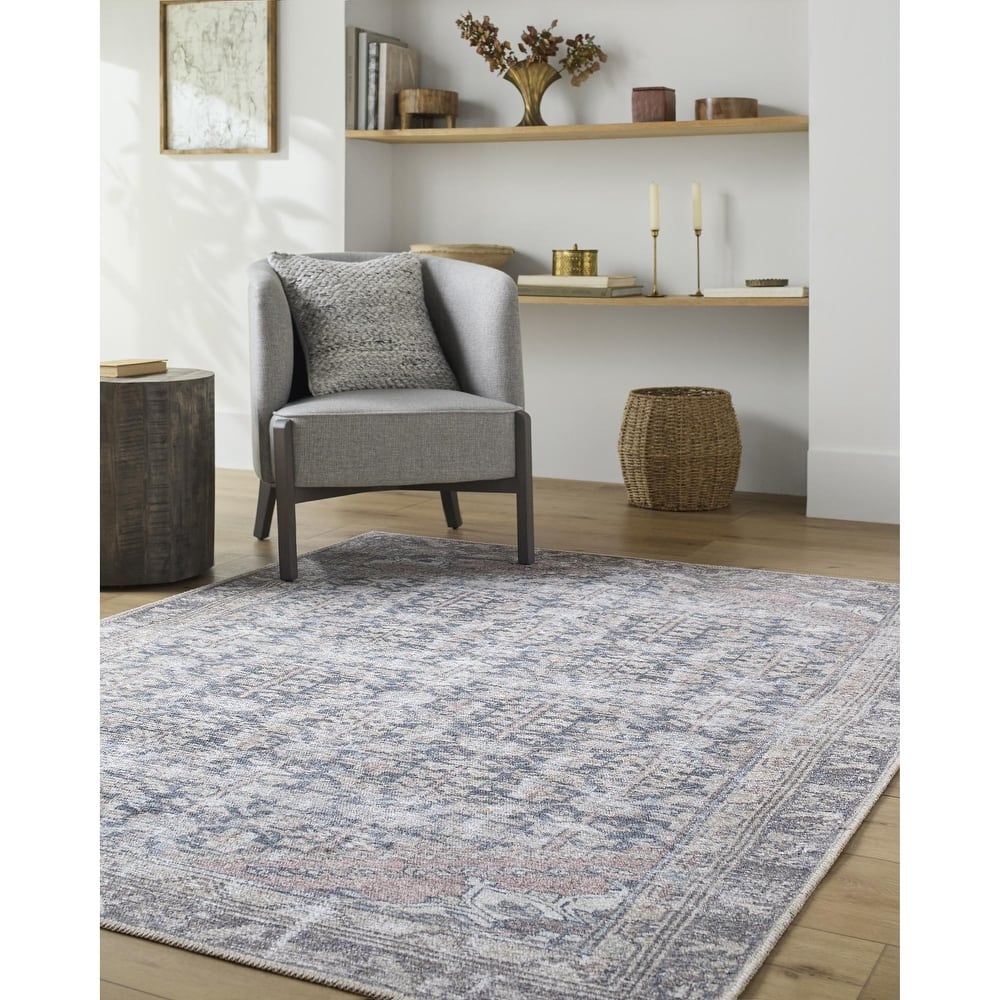 Livabliss Vinny Traditional Border Indoor/Outdoor Area Rug