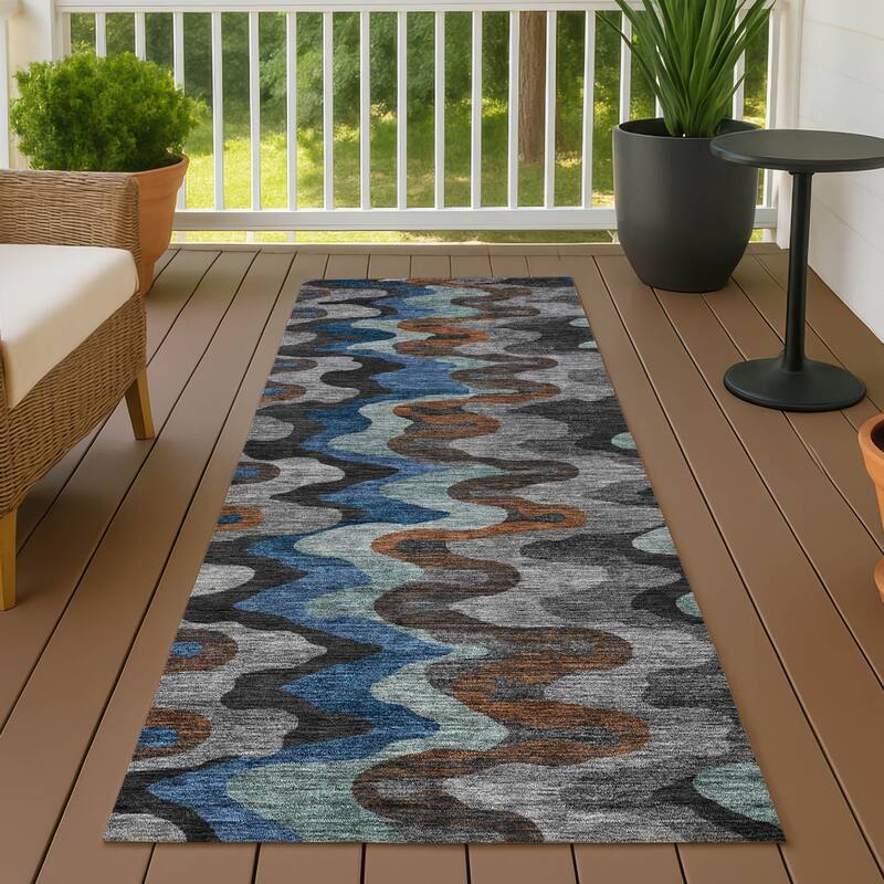 Machine Washable Indoor/ Outdoor Modern Mason Chantille Rug - Black - 2'3" x 7'6"