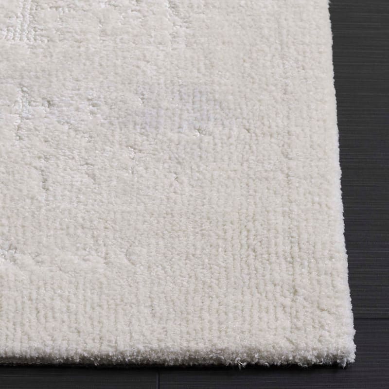 SAFAVIEH Audrey Efka Modern & Contemporary Rug