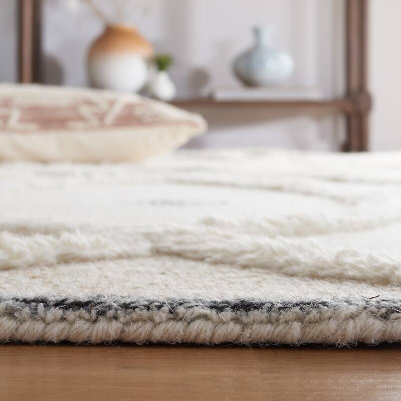 SAFAVIEH Handmade Casablanca Velina Wool Rug
