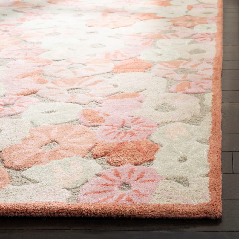 Martha Stewart by SAFAVIEH Poppy Field Wool/ Viscose Rug