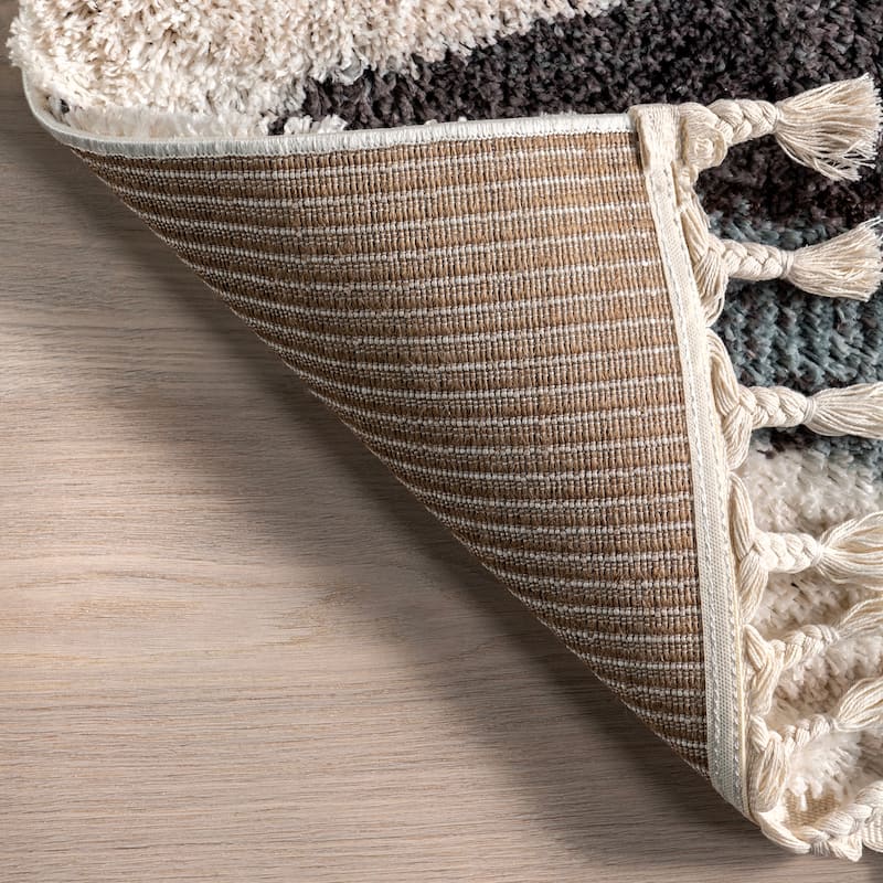 Nuloom Micah Diamond Shag Tassel Area Rug
