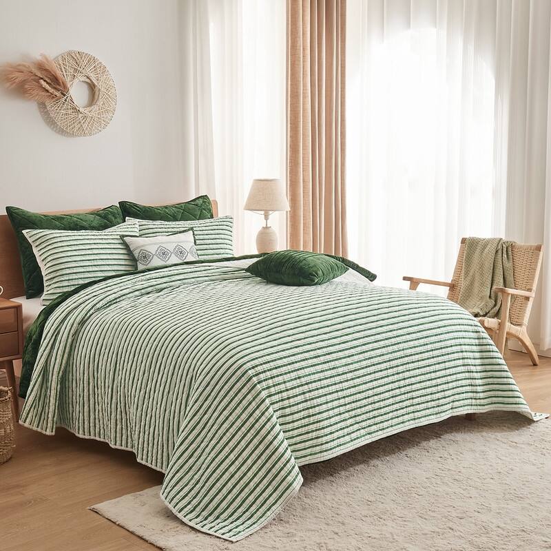 Wonderful 5 Piece Striped Coverlet Set