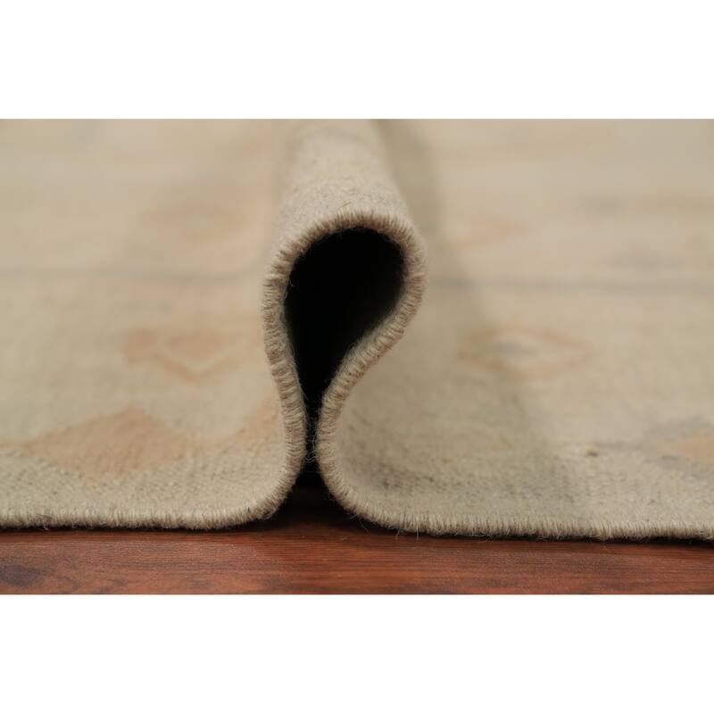 Hand Woven Oriental 100% Wool Carpet Southwestern Tribal Beige & Ivories Kilim Area Rug - 8' 1'' X 5' 2''