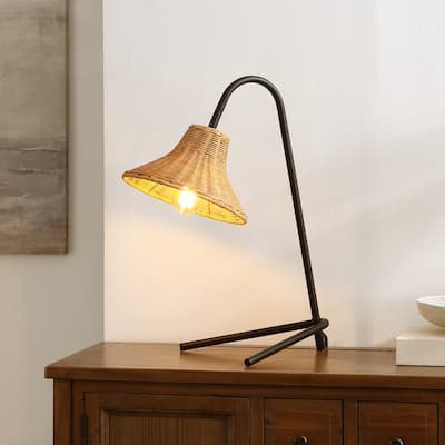 SAFAVIEH Lighting Cleo 22-inch Table Lamp (LED Bulb Included) - 17Wx11Dx22H
