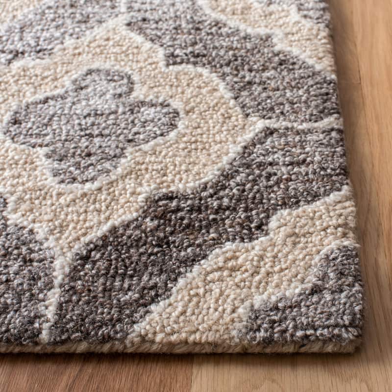 SAFAVIEH Handmade Abstract Valborg Trellis Wool Rug