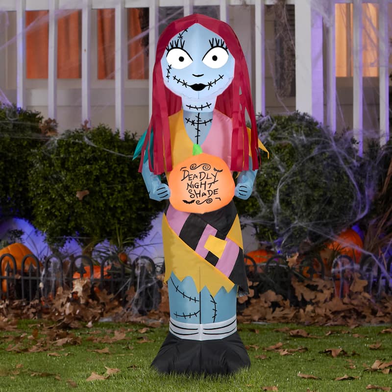 Airblown-Sally w/Pumpkin-Disney