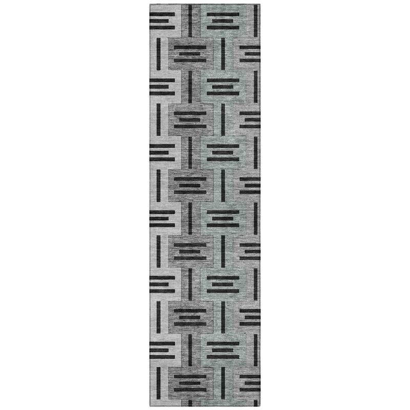 Machine Washable Indoor/ Outdoor Modern Wamego Chantille Rug
