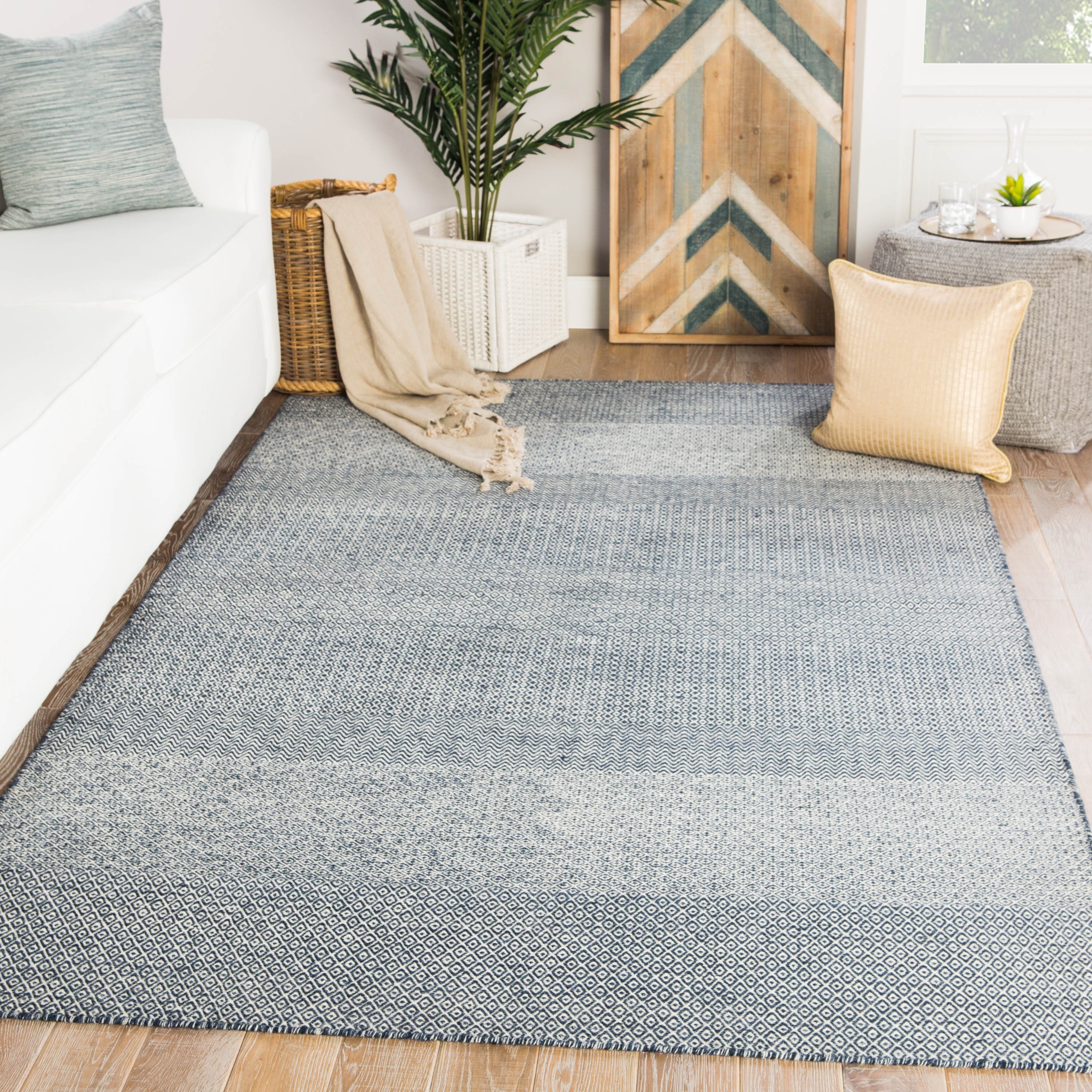 Provence Handmade Geometric Area Rug