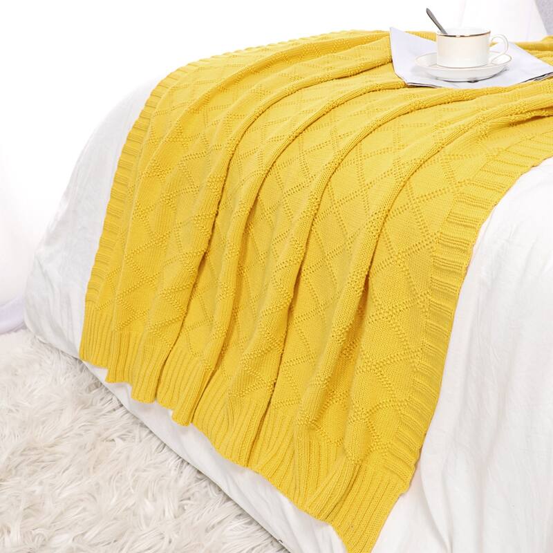 Soft Lightweight Decors Knitted Blankets for Bed, Sofa, Couch, Travel