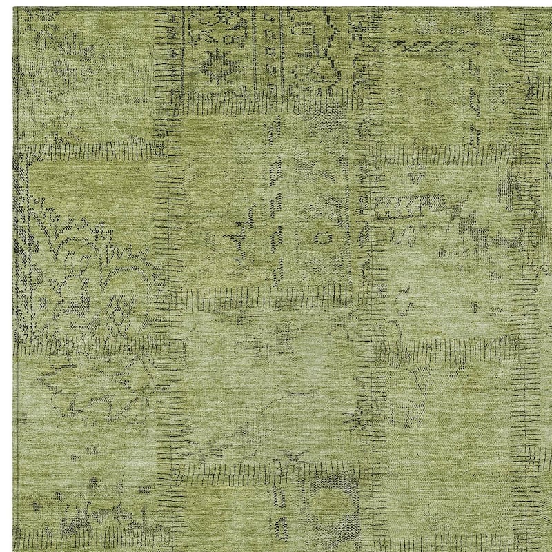 HomeRoots Patchwork Transitional Rectangle Outdoor Rug