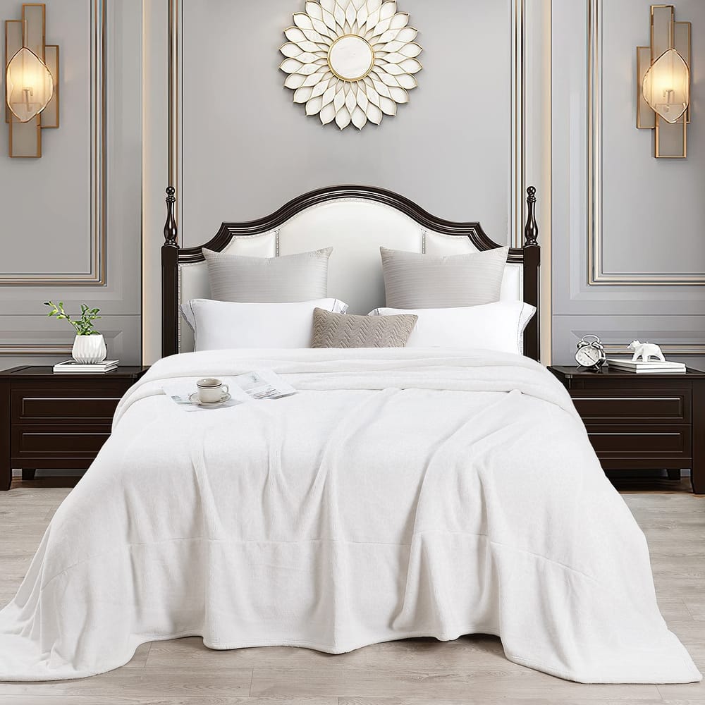 Home Soft Things Milk Flannel Blanket