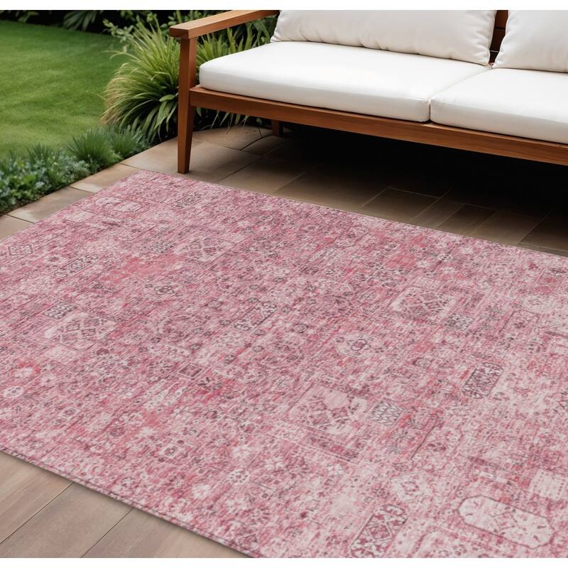 HomeRoots Floral Transitional Rectangle Outdoor Rug - 9' X 12'