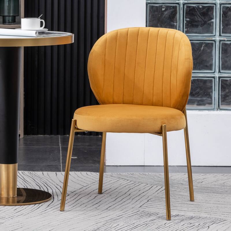 Modern Style Dining Set with Round Table and Velvet Tufted Upholstered Chairs