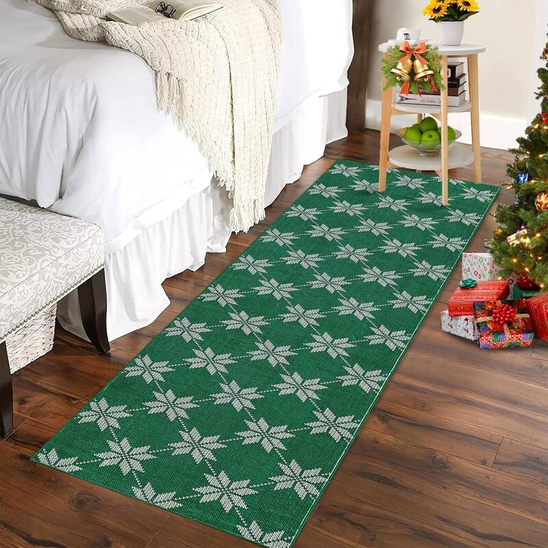 GustoWave Christmas Geometric Throw Area Rugs, Non Slip Machine Washable, Green - 1'6" x 2'6" - Green 2*6ft