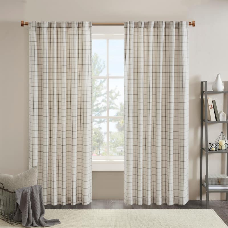 Madison Park Anaheim Plaid Rod Pocket and Back Tab Single Curtain Panel with Fleece Lining