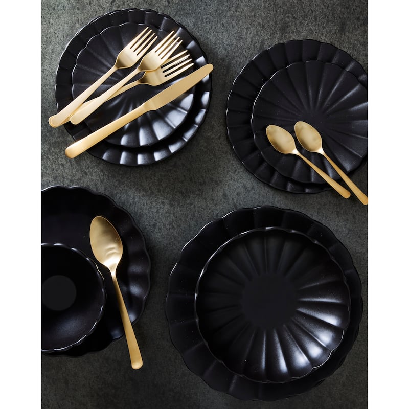 Lafayette Bread Plates- Set of 4