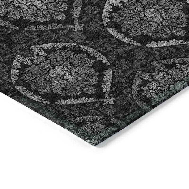 Machine Washable Indoor/ Outdoor Chantille Traditional Damask Rug