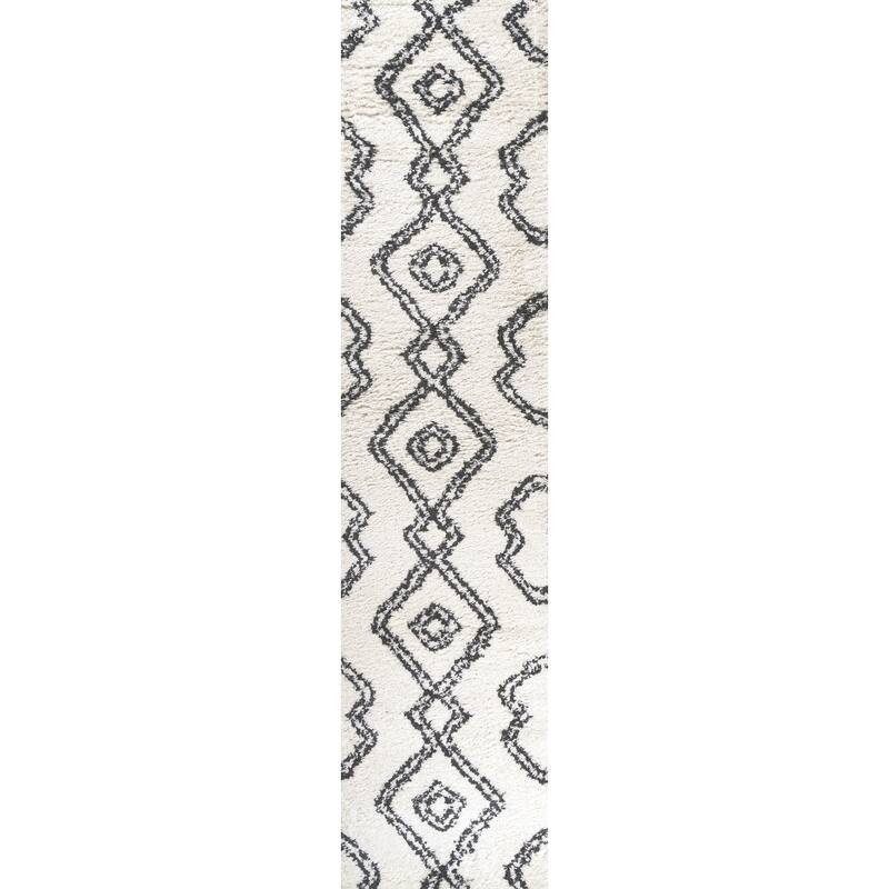 JONATHAN Y Alaro Moroccan Style Diamond Shag Area Rug - 2 X 10 - White/Black
