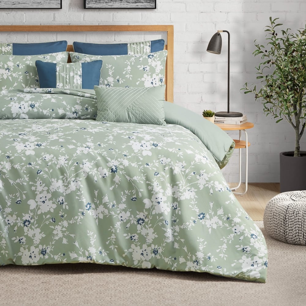 Lucky Brand Fianna Reversible Floral Luxury Comforter Bedding Set