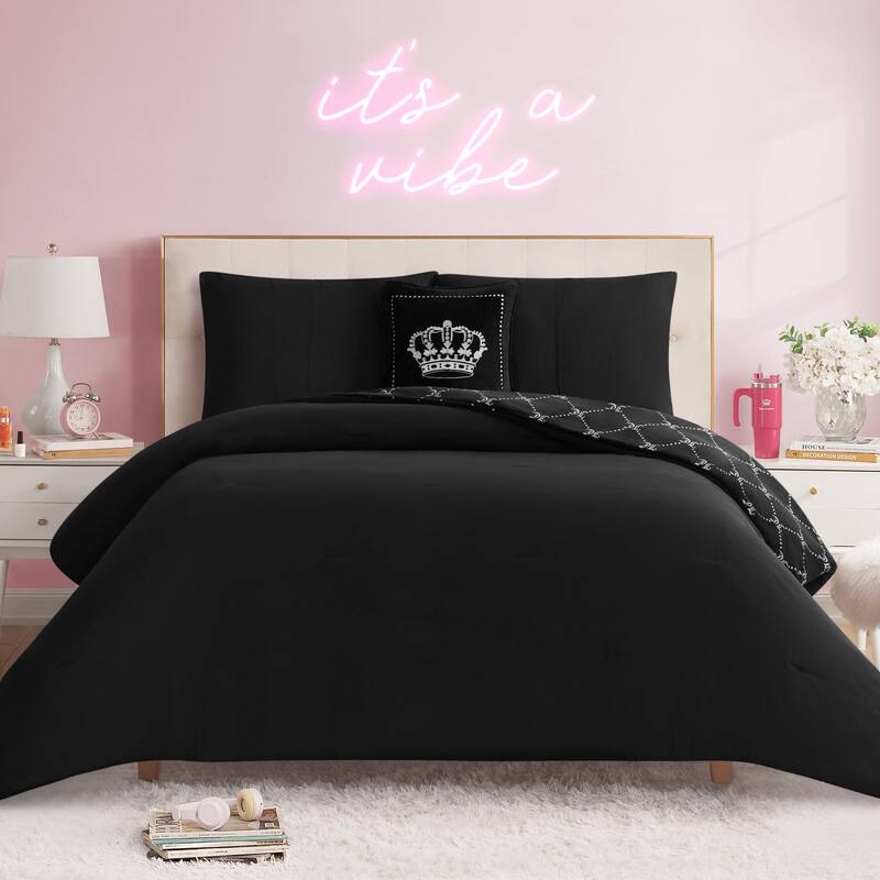 Juicy Couture Plush Trellis Link Reversible Comforter Sets