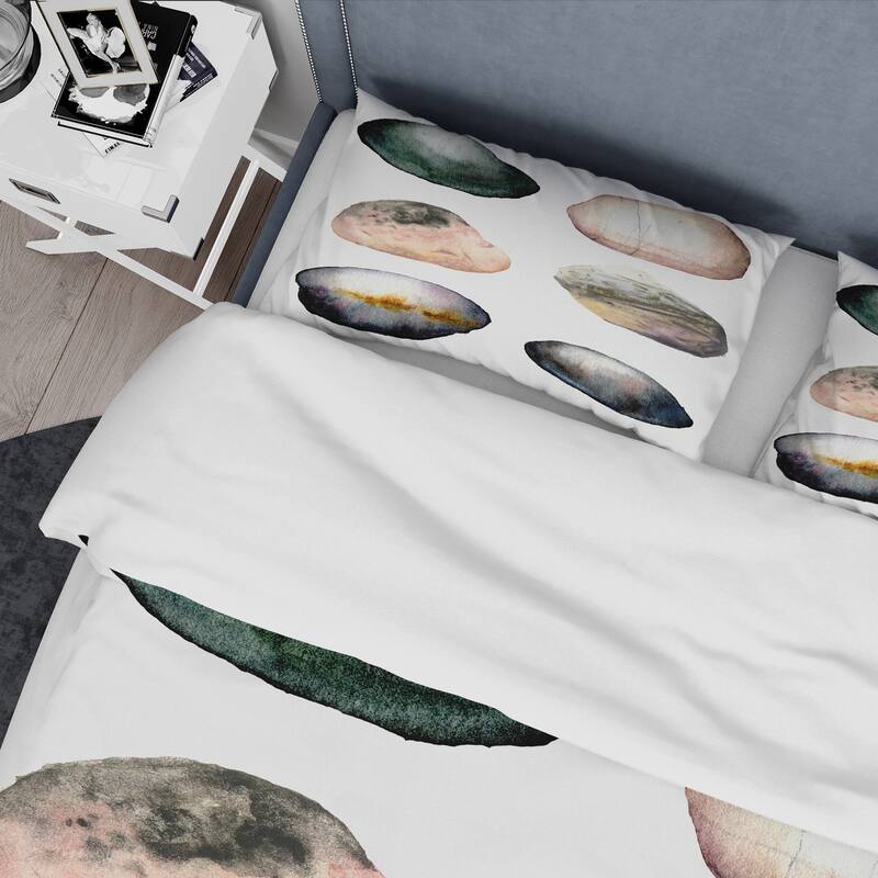 Designart 'Six Abstract Sea Stones' Nautical & Coastal Duvet Cover Set