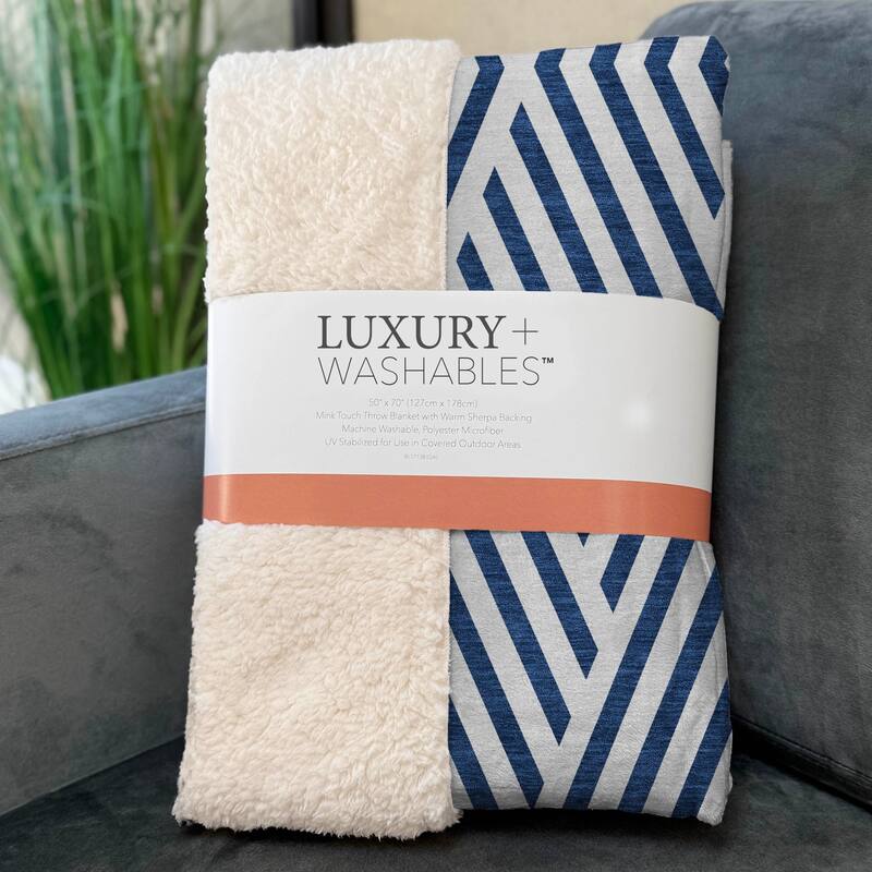 Premium Machine Washable Contemporary Geo Sherpa Throw Blanket