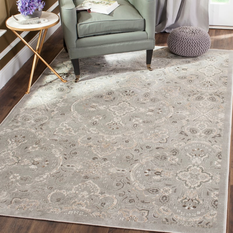 SAFAVIEH Persian Garden Delpha Vintage Boho Oriental Viscose Rug - 6'7" x 9'6" - Silver/Beige