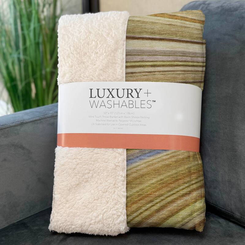Premium Machine Washable Contemporary Stripe Sherpa Throw Blanket