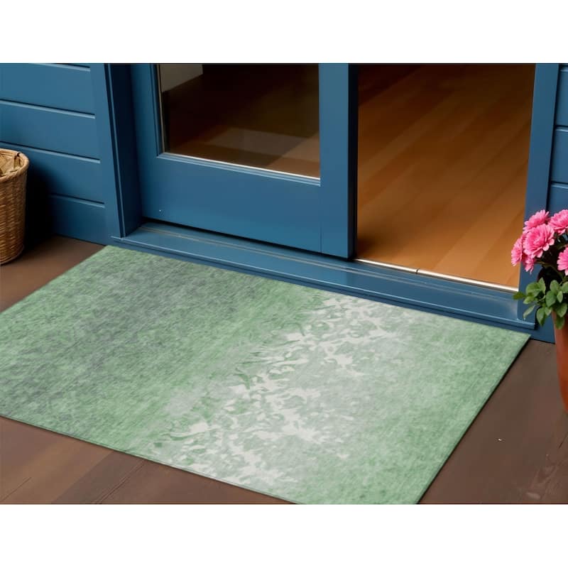 HomeRoots Damask Transitional Rectangle Outdoor Rug - 3' x 5'