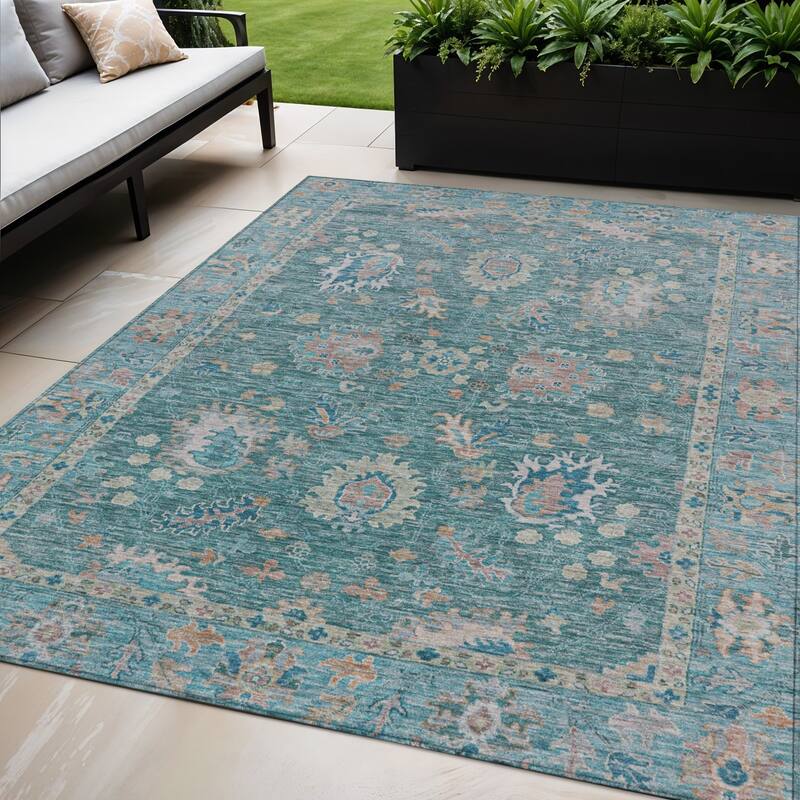 HomeRoots Floral Traditional Rectangle Outdoor Rug - 5' X 8'