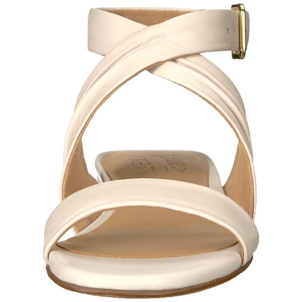 naturalizer closed toe sandals