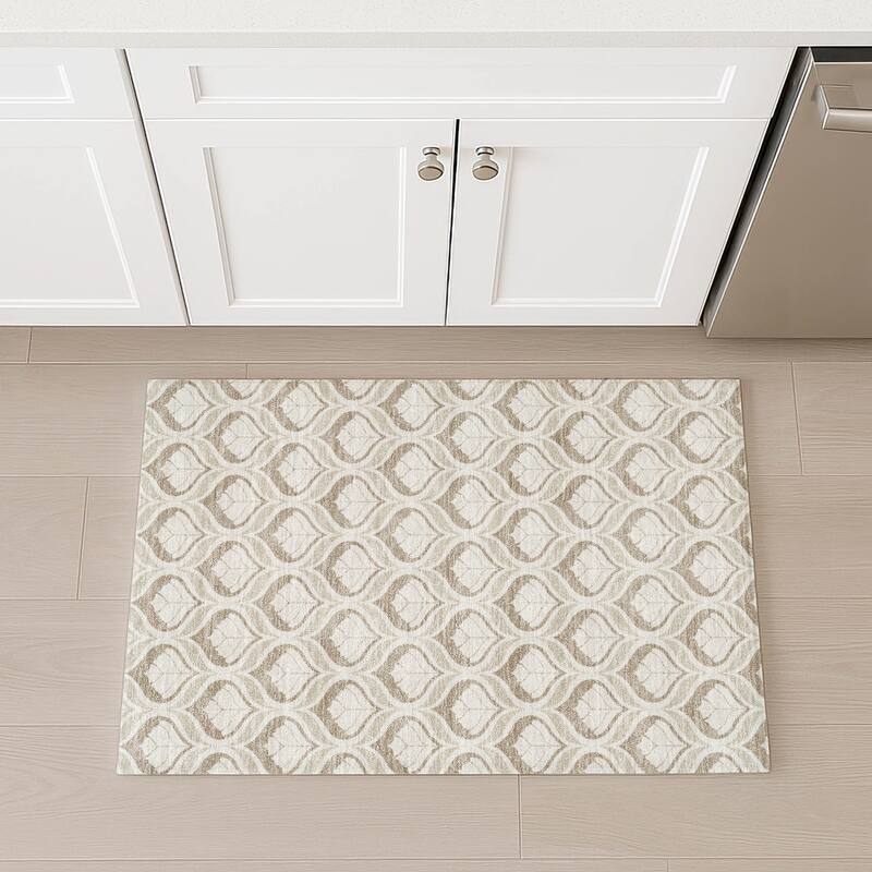 Machine Washable Indoor/ Outdoor Modern Trellis Chantille Rug