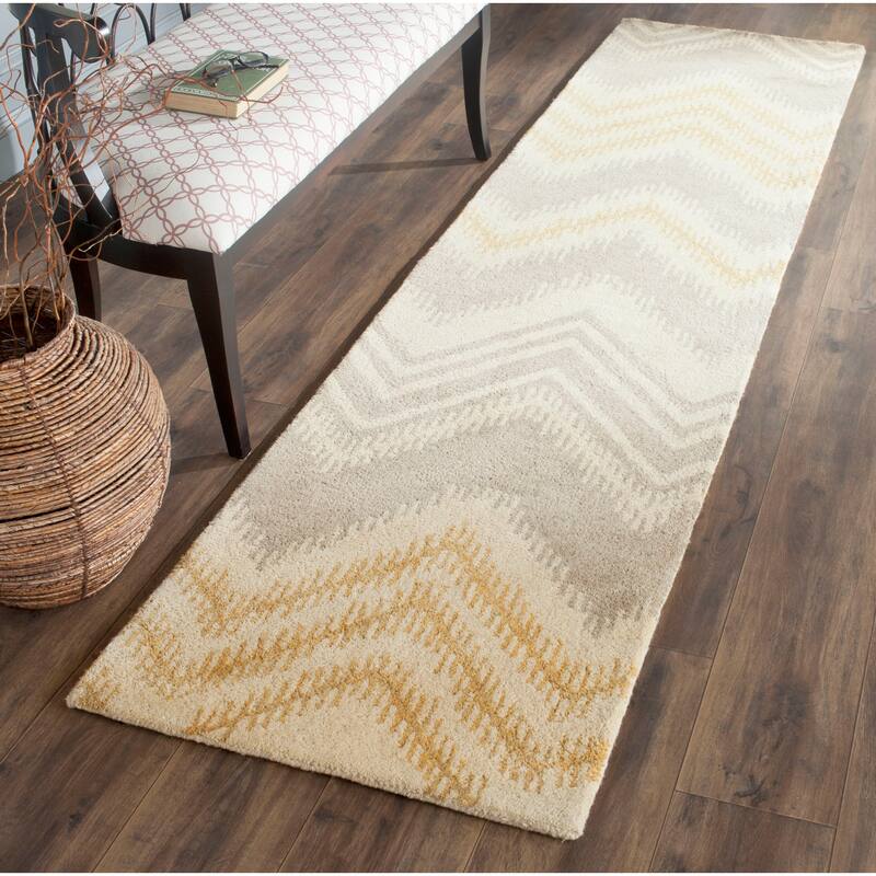 SAFAVIEH Handmade Capri Alexanne Modern Wool Rug - 2'3" x 9' Runner - Grey/Gold