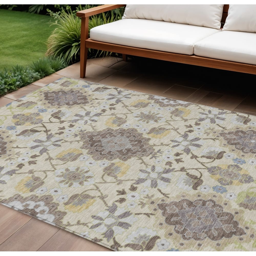 HomeRoots Oriental Traditional Rectangle Outdoor Rug